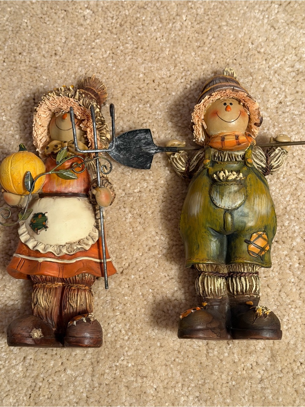 Mr. And Mrs. Scarecrow figurines statues fall autumn Halloween Thanksgiving deco
